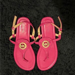 Michael Kors Kids Fuchsia and Gold Sandals